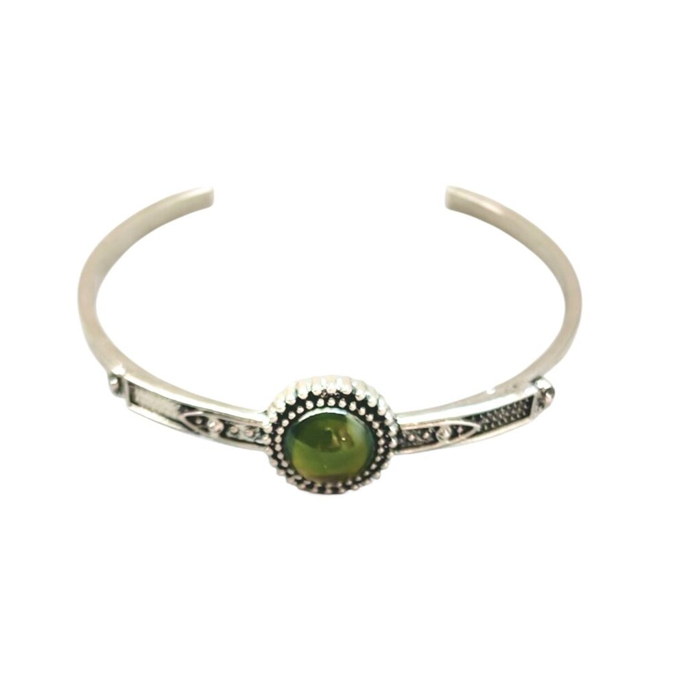 NWOT Silvertone Green Bracelet